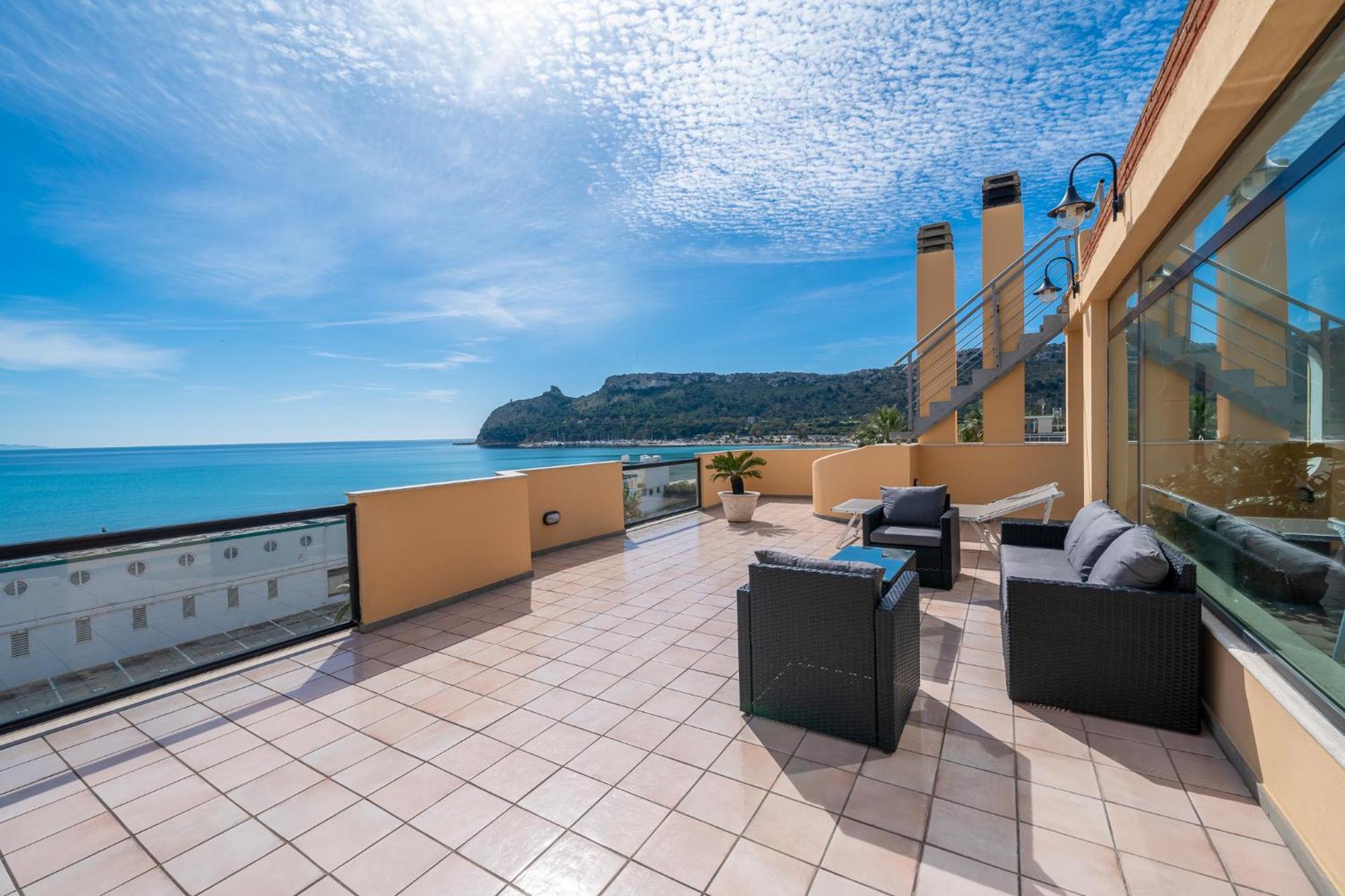 Attico Sul Poetto Apartment Cagliari Exterior photo